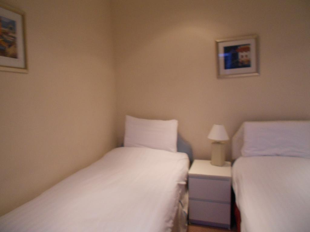 וויטלי ביי Marlborough Guest Accommodation חדר תמונה